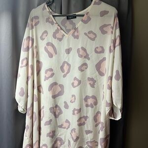 Leopard Print V-Neck Blouse